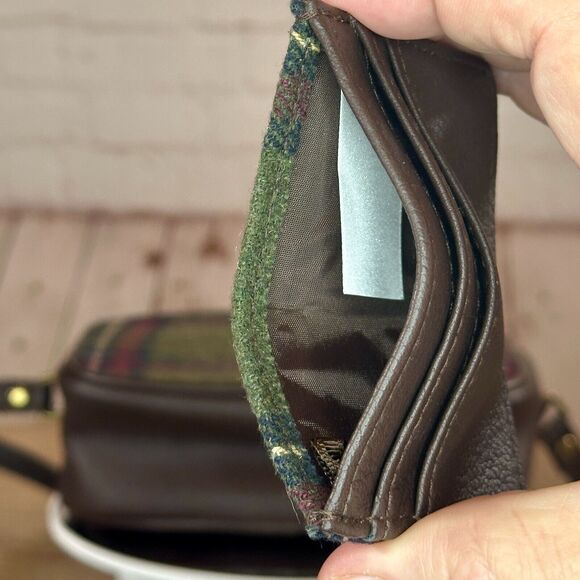 British Bag Company Crossbody Bag with matching Cardholder Bundle NWOT - Picture 8 of 8